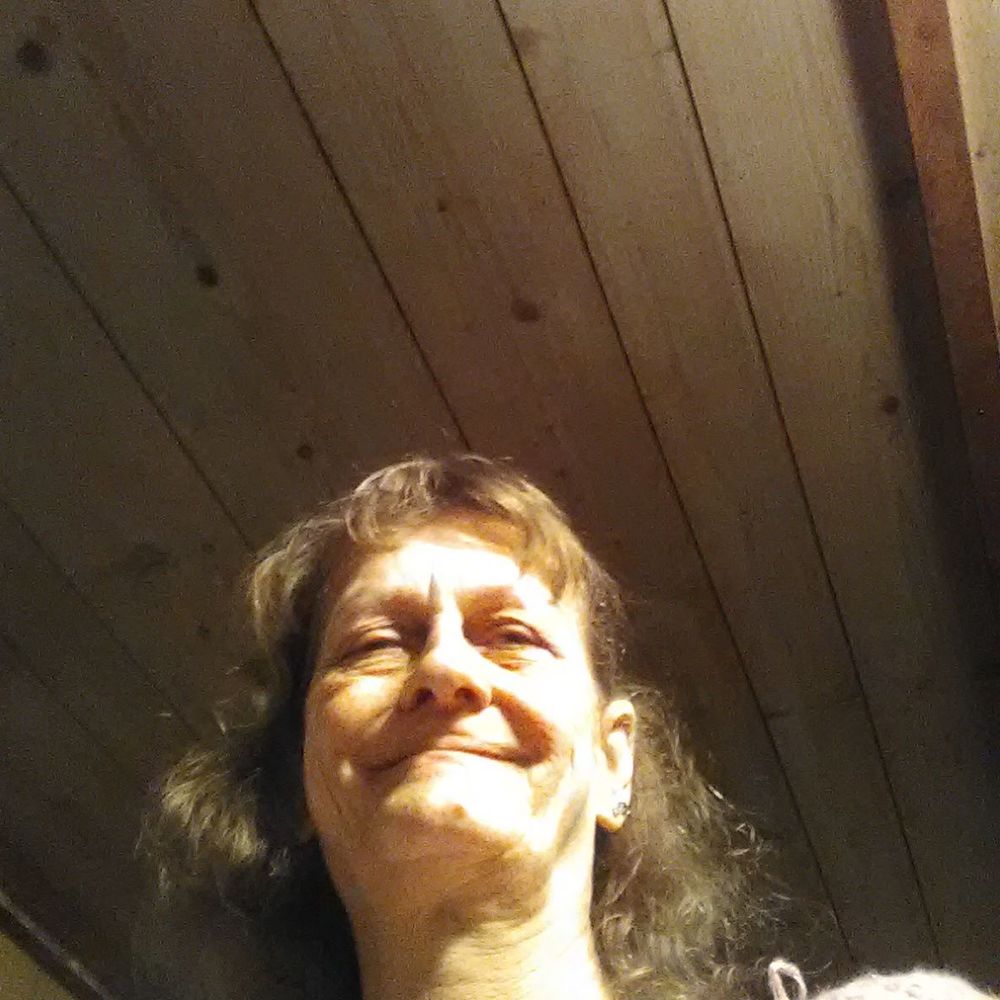 Meet your Posher, Deborah